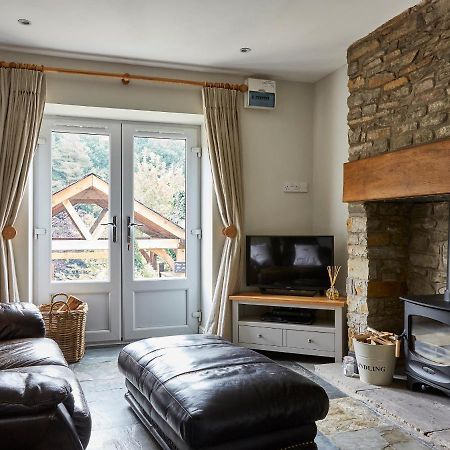 Lilly Cottage Lydney Bagian luar foto
