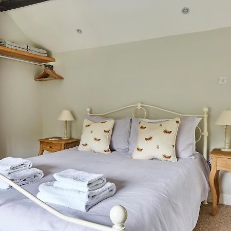 Lilly Cottage Lydney Bagian luar foto