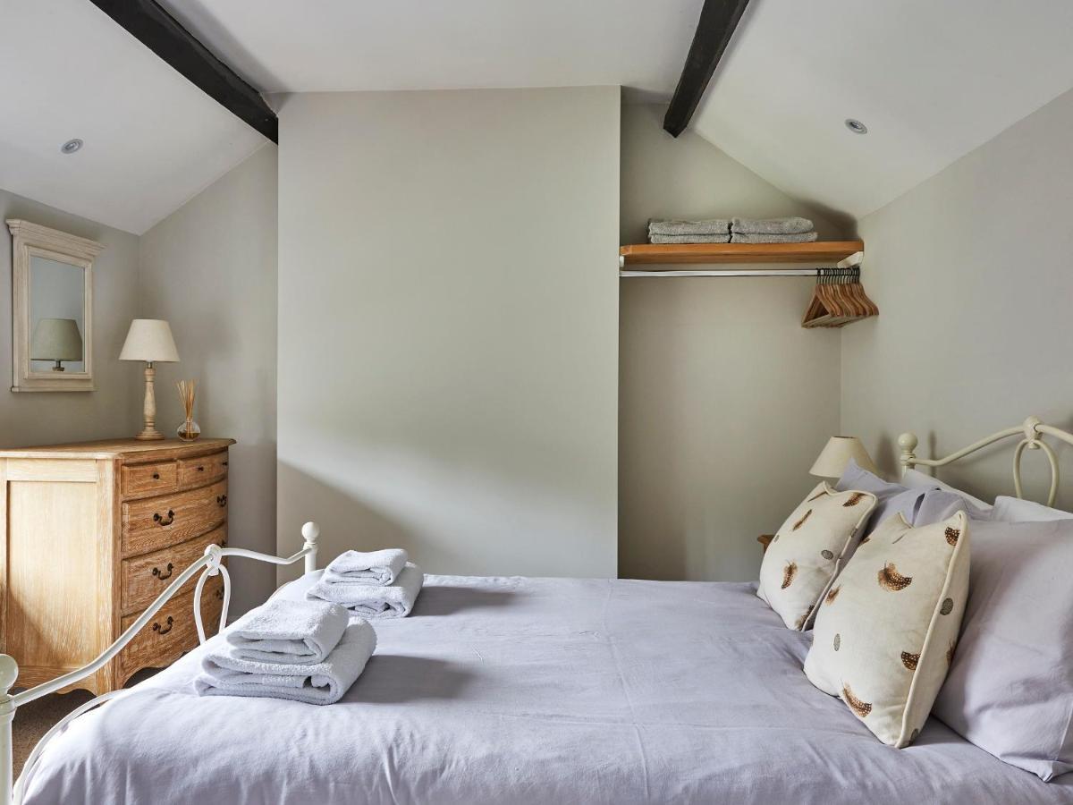 Lilly Cottage Lydney Bagian luar foto